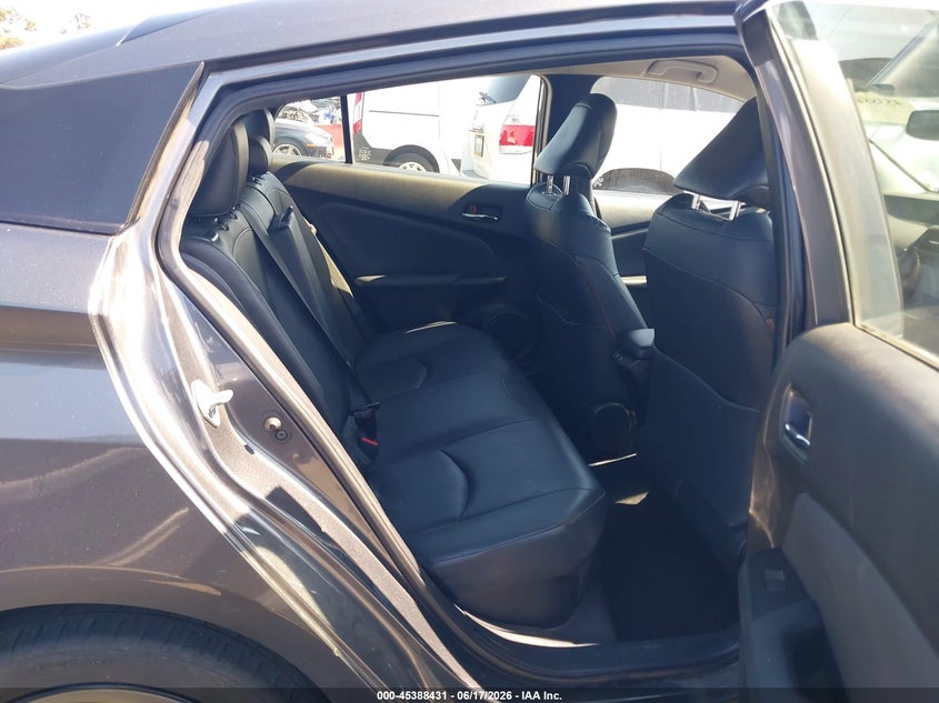 2019 Toyota Prius VIN JTDKARFU2K3090712 IAAI salvage auction — RIGHT SIDE, Salvage Title, sold $2,250 on 2026-07-24 (photo 8)