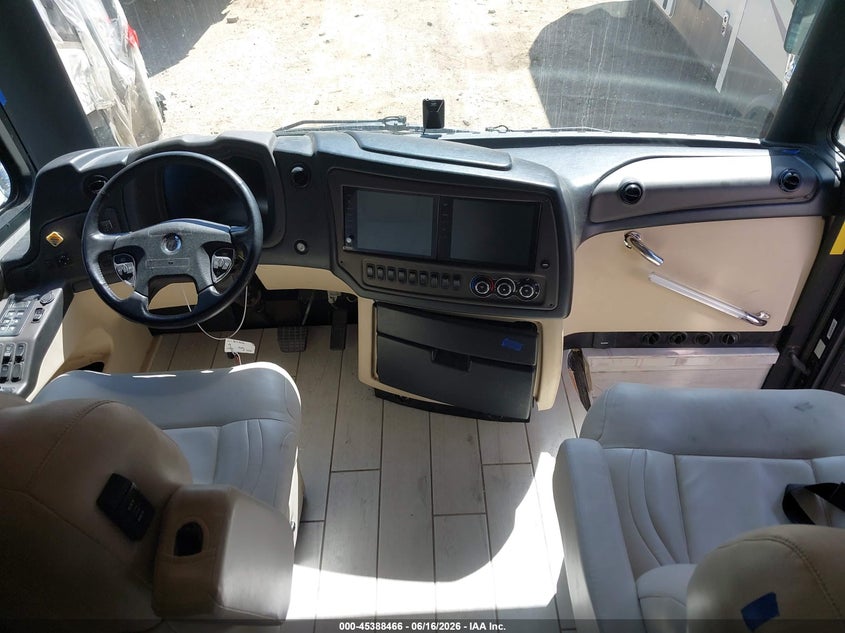 2022 Tiffin motorhomes inc Allegro bus VIN 5VBBAK7A6NA122368 IAAI salvage auction — SIDE, Salvage (California), sold $70,500 on 2026-07-21 (photo 5)