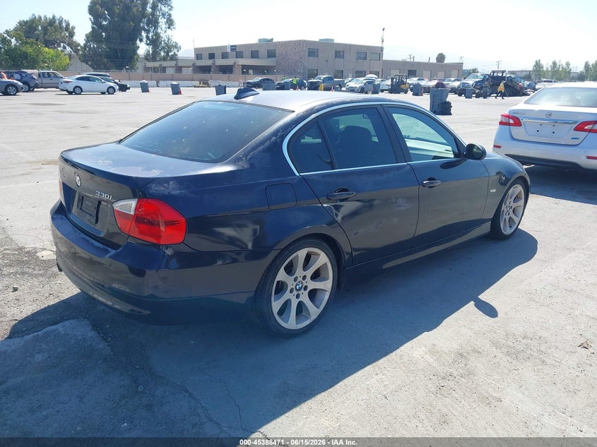 2006 BMW 3 series VIN WBAVB33516KS31816 IAAI salvage auction — NORMAL WEAR, Clear - Dealer Only (California), sold $450 on 2026-07-13 (photo 4)