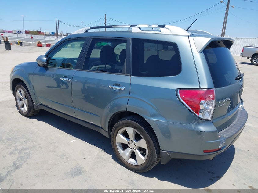 2011 Subaru Forester VIN JF2SHGGC6BH764791 IAAI salvage auction — LEFT & RIGHT, Salvage (California), sold $1,125 on 2026-07-22 (photo 3)