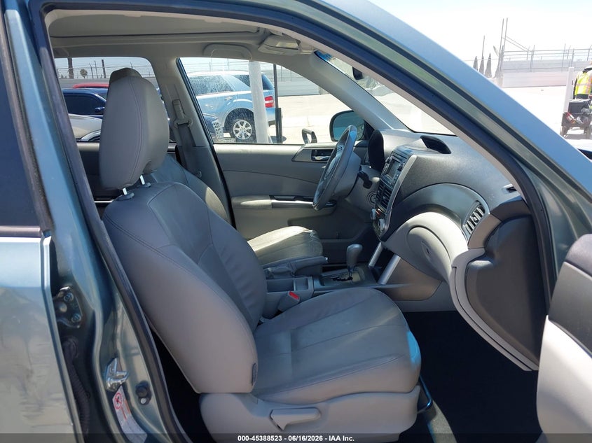 2011 Subaru Forester VIN JF2SHGGC6BH764791 IAAI salvage auction — LEFT & RIGHT, Salvage (California), sold $1,125 on 2026-07-22 (photo 5)