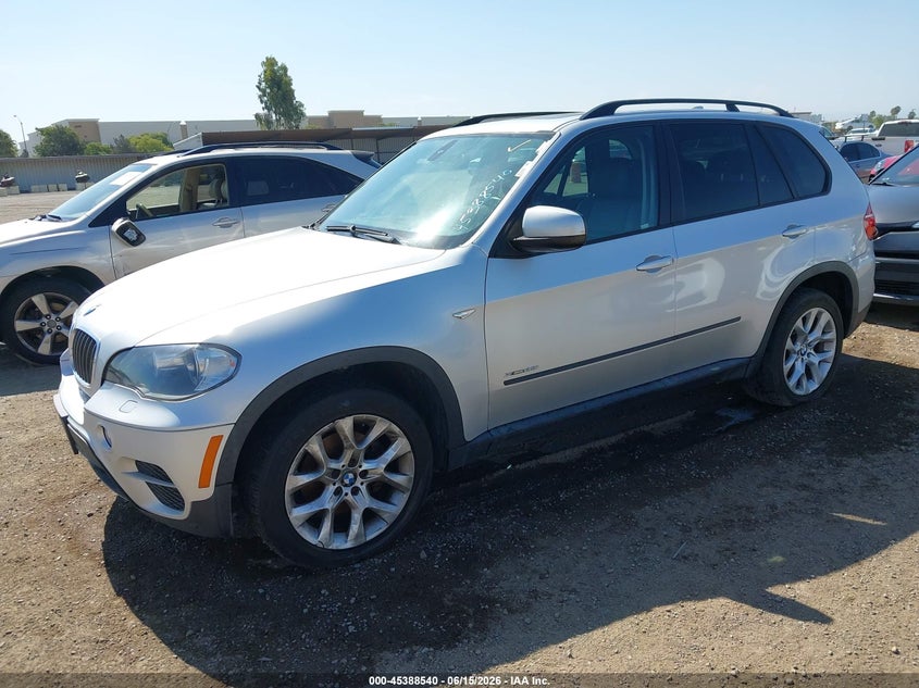 2011 BMW X5 VIN 5UXZV4C59BL400890 IAAI salvage auction — NORMAL WEAR, Clear - Dealer Only (California), sold $375 on 2026-07-13 (photo 2)
