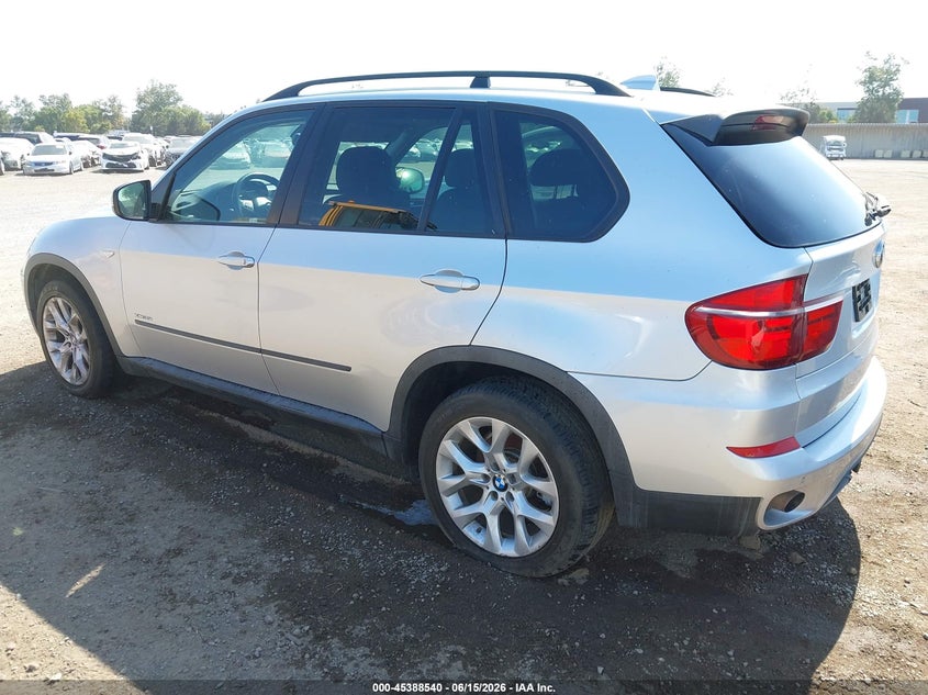 2011 BMW X5 VIN 5UXZV4C59BL400890 IAAI salvage auction — NORMAL WEAR, Clear - Dealer Only (California), sold $375 on 2026-07-13 (photo 3)