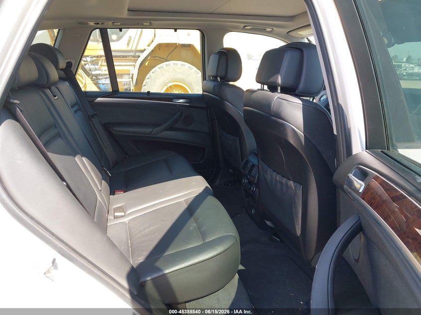 2011 BMW X5 VIN 5UXZV4C59BL400890 IAAI salvage auction — NORMAL WEAR, Clear - Dealer Only (California), sold $375 on 2026-07-13 (photo 8)