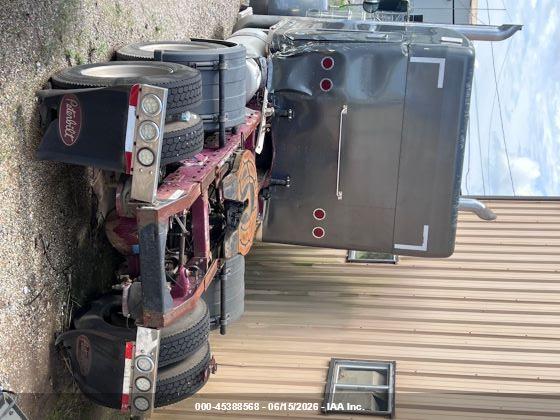 1997 Peterbilt 379 VIN 1XP5DB9X9VD415760 IAAI salvage auction — NORMAL WEAR, Salvage (Texas), sold $2,050 on 2026-07-29 (photo 3)