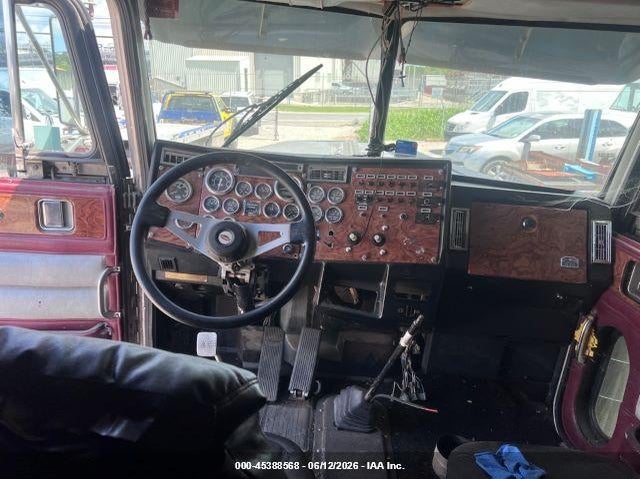 1997 Peterbilt 379 VIN 1XP5DB9X9VD415760 IAAI salvage auction — NORMAL WEAR, Salvage (Texas), sold $2,550 on 2026-07-08 (photo 7)