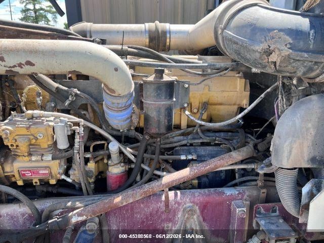 1997 Peterbilt 379 VIN 1XP5DB9X9VD415760 IAAI salvage auction — NORMAL WEAR, Salvage (Texas), sold $2,550 on 2026-07-08 (photo 8)