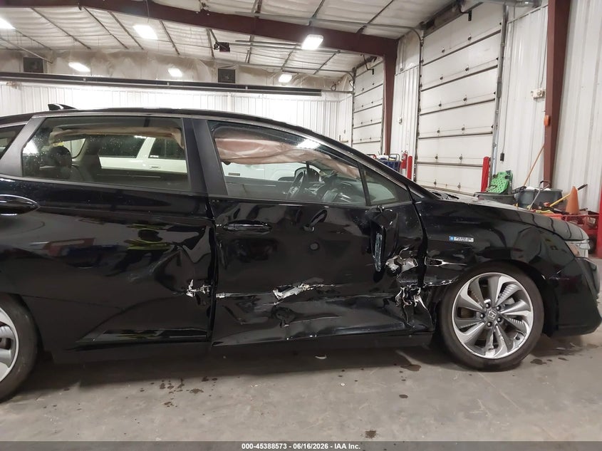 2021 Honda Clarity VIN JHMZC5F30MC002038 IAAI salvage auction — SIDE, Salvage (Iowa), sold $6,600 on 2026-07-09 (photo 6)