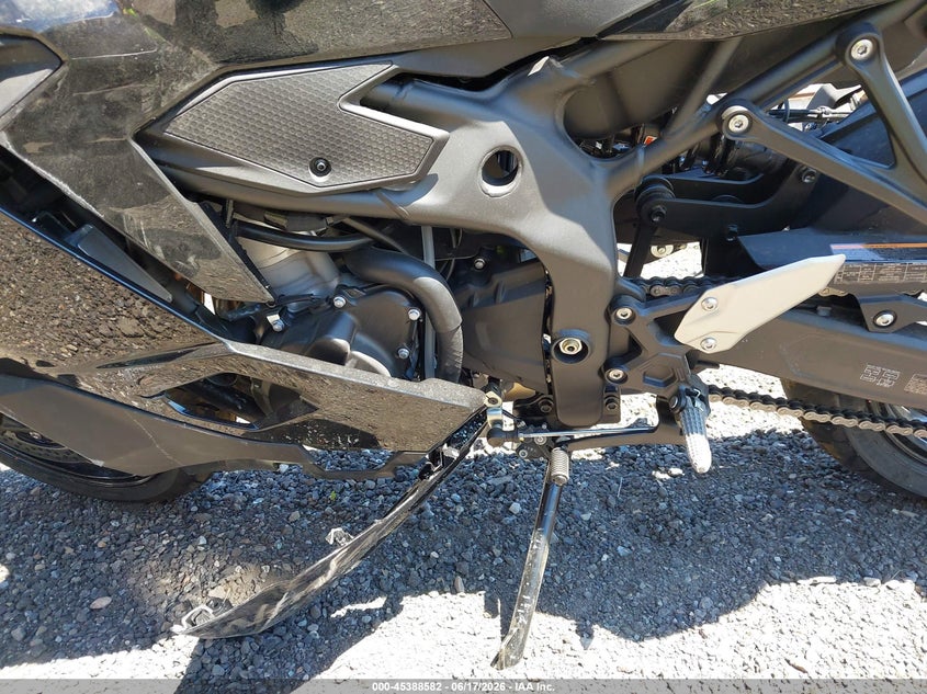 2026 Kawasaki VIN ML5ZXCP16TDA51757 IAAI salvage auction — FRONT END, Bill Of Sale (Washington), sold $400 on 2026-07-21 (photo 9)