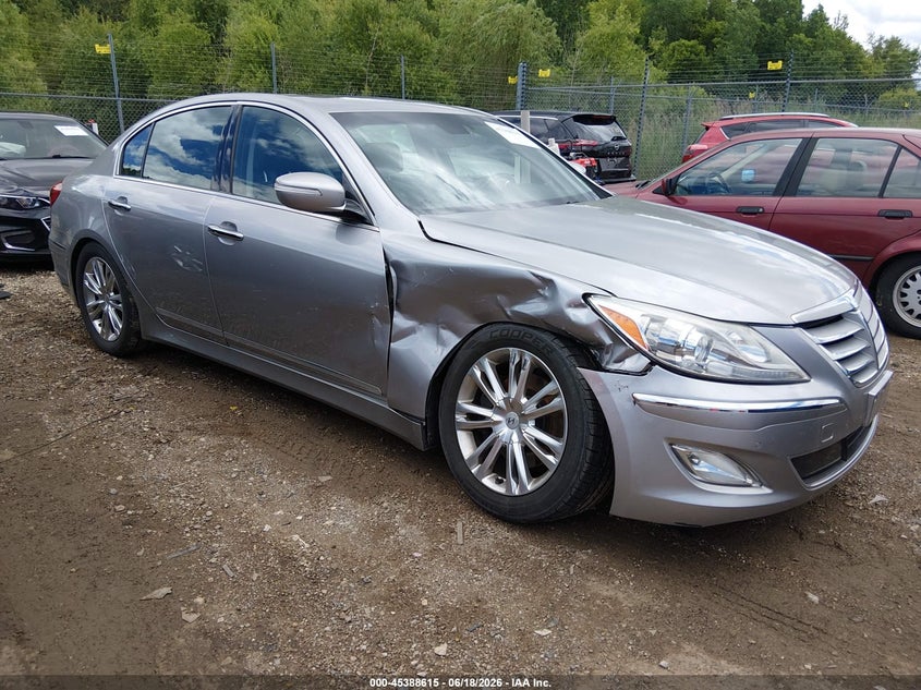2012 Hyundai Genesis VIN KMHGC4DF4CU171662 IAAI salvage auction — RIGHT FRONT, Salvage (Illinois), sold $975 on 2026-08-01 (photo 1)