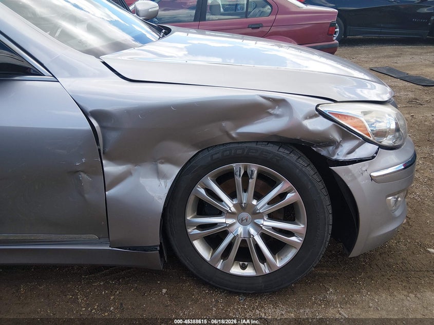 2012 Hyundai Genesis VIN KMHGC4DF4CU171662 IAAI salvage auction — RIGHT FRONT, Salvage (Illinois), sold $975 on 2026-08-01 (photo 6)