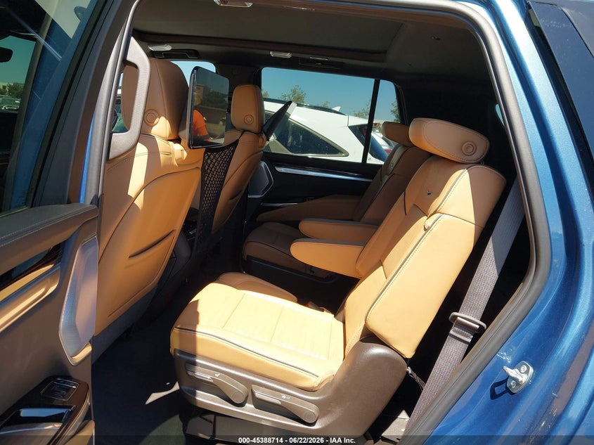 2025 Cadillac Escalade VIN 1GYS9CRL0SR401537 IAAI salvage auction — LEFT REAR, Salvage (California), sold $53,250 on 2026-07-21 (photo 8)