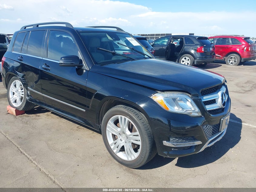 2014 Mercedes-benz Glk-klasse VIN WDCGG5HB1EG283109 IAAI salvage auction — SIDE, Salvage (Arizona), sold $2,400 on 2026-07-28 (photo 1)