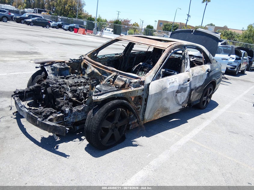 2010 Mercedes-benz E-class VIN WDDHF7CB2AA119810 IAAI salvage auction — TOTAL BURN, Non-Repairable (California), sold $250 on 2026-07-09 (photo 2)