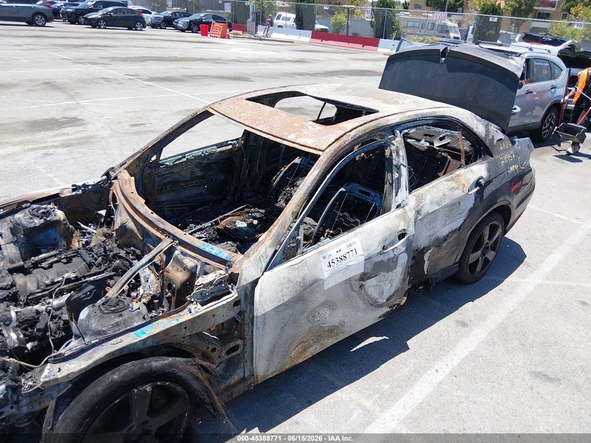 2010 Mercedes-benz E-class VIN WDDHF7CB2AA119810 IAAI salvage auction — TOTAL BURN, Non-Repairable (California), sold $250 on 2026-07-09 (photo 6)