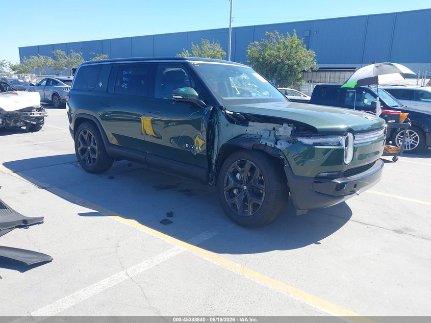 2026 Rivian R1s VIN 7PDSGGBA9TN076206 IAAI salvage auction — RIGHT FRONT, Wait Title, sold $26,100 on 2026-08-03 (photo 1)