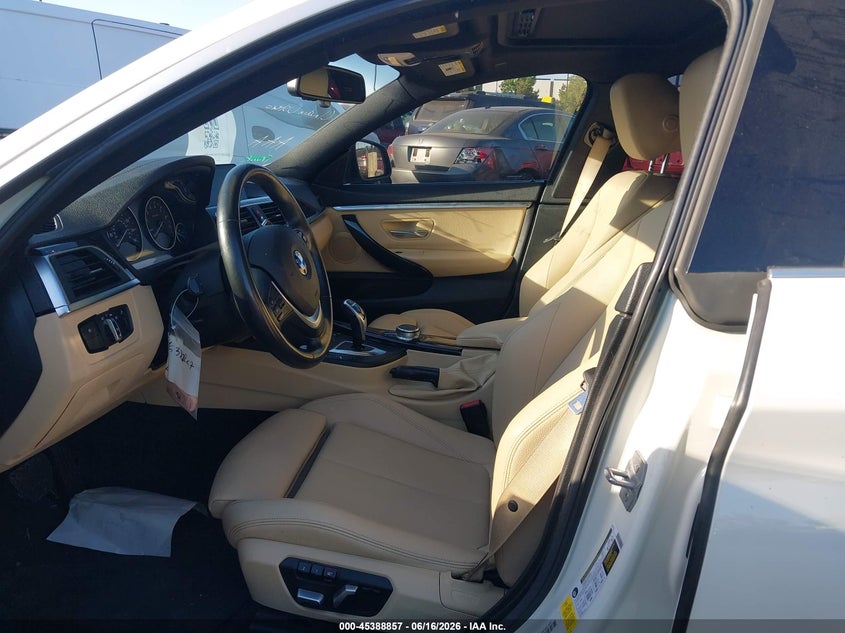 2019 BMW 4er VIN WBA4J1C55KBM16156 IAAI salvage auction — FRONT & REAR, Salvage Certificate (California), sold $3,900 on 2026-07-10 (photo 5)