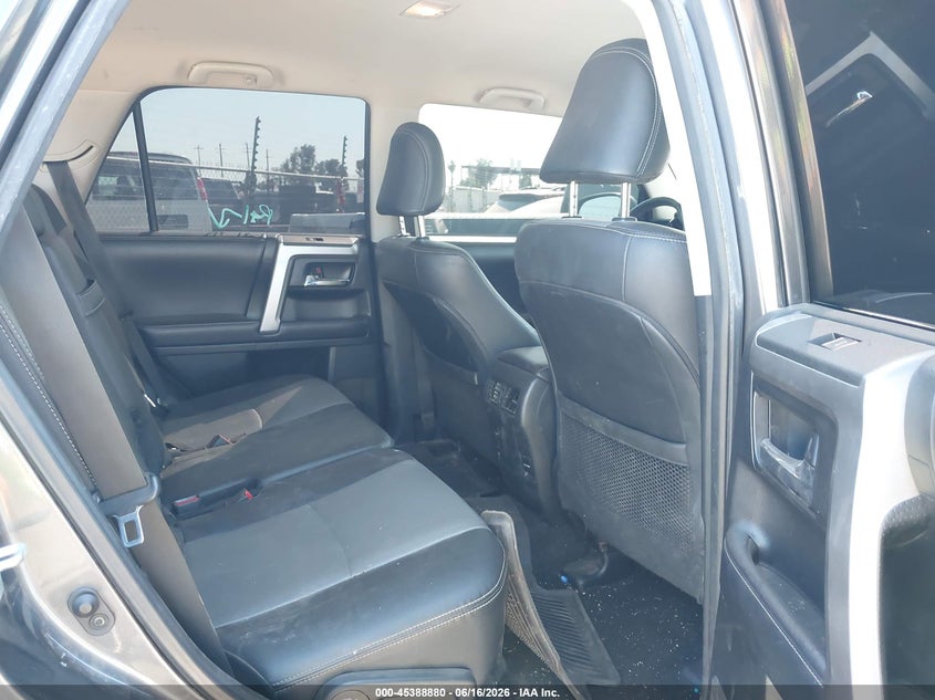 2019 Toyota 4runner VIN JTEBU5JR3K5733720 IAAI salvage auction — REAR END, Salvage (California), sold $13,200 on 2026-07-14 (photo 8)
