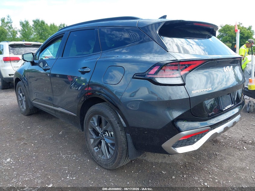 2024 Kia Sportage VIN KNDPXCDG4R7129043 IAAI salvage auction — RIGHT FRONT, Salvage Title, sold $12,950 on 2026-08-20 (photo 3)