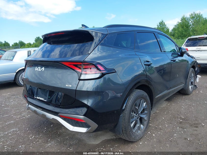 2024 Kia Sportage VIN KNDPXCDG4R7129043 IAAI salvage auction — RIGHT FRONT, Salvage Title, sold $12,950 on 2026-08-20 (photo 4)