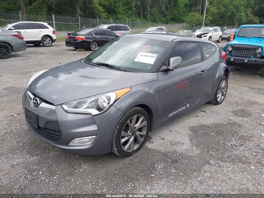 2017 Hyundai Veloster VIN KMHTC6AD4HU308345 IAAI salvage auction — REAR END, Salvage Title, sold $25 on 2026-07-28 (photo 2)
