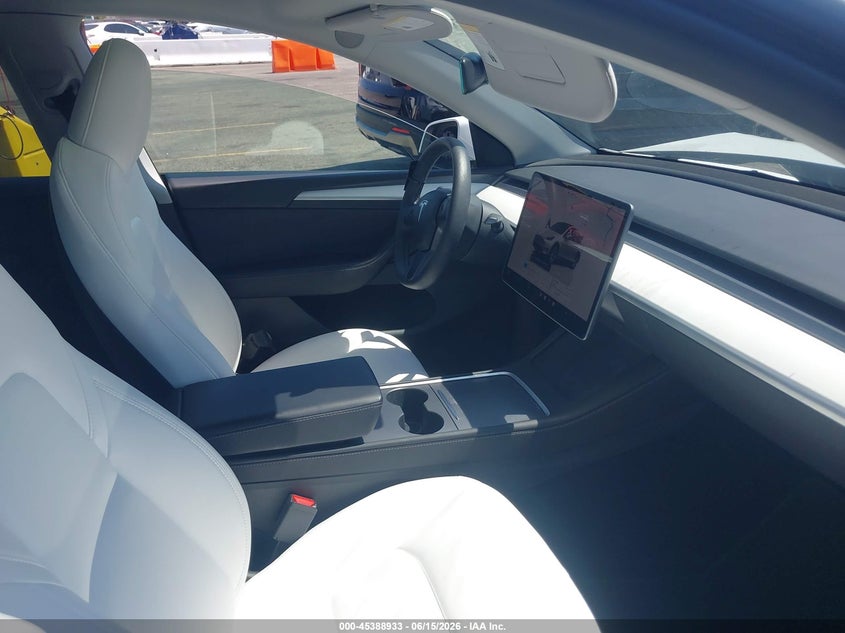 2023 Tesla Model y VIN 7SAYGDEE9PF797597 IAAI salvage auction — LEFT FRONT, Salvage Title, sold $7,200 on 2026-07-29 (photo 5)
