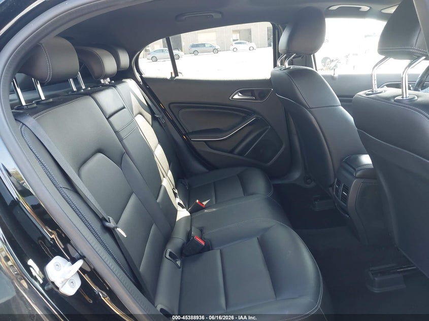 2018 Mercedes-benz VIN WDCTG4GB4JJ431034 IAAI salvage auction — LEFT REAR, Salvage (California), sold $6,900 on 2026-07-27 (photo 8)