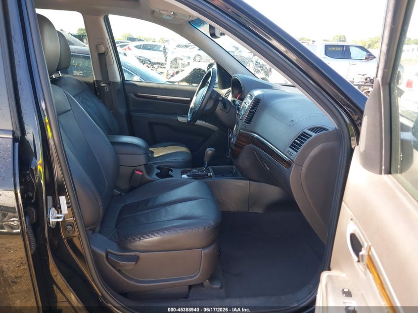 2011 Hyundai Santa fe VIN 5XYZKDAGXBG045254 IAAI salvage auction — RIGHT FRONT, Clear (Virginia), sold $625 on 2026-07-21 (photo 5)