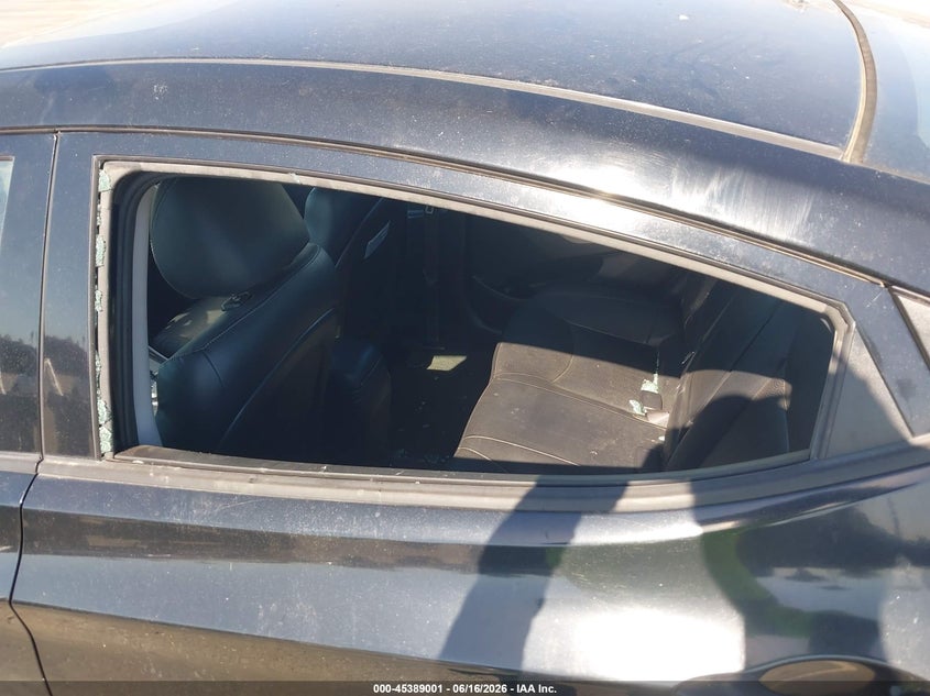 2013 Hyundai Elantra VIN KMHDH4AE7DU820792 IAAI salvage auction — SIDE, Salvage (California), sold $750 on 2026-07-14 (photo 6)