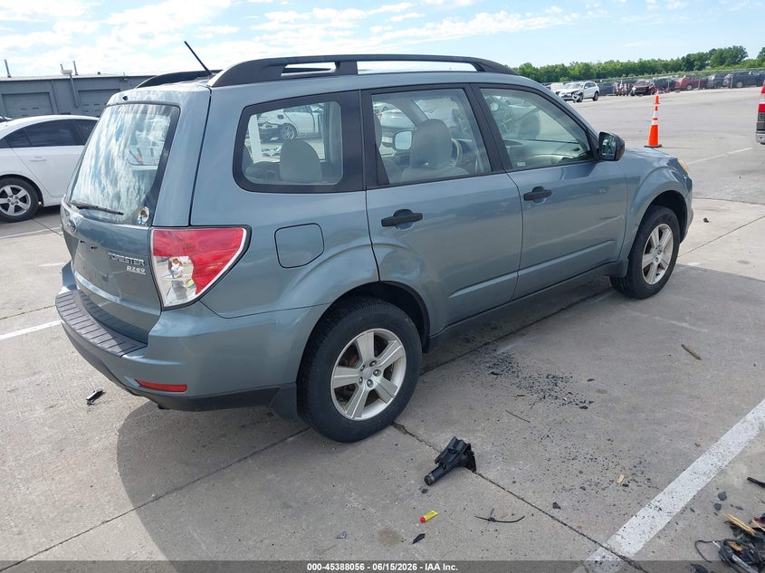 2013 Subaru Forester VIN JF2SHABC4DH423168 IAAI salvage auction — FRONT END, Clear (Indiana), sold $950 on 2026-07-24 (photo 4)