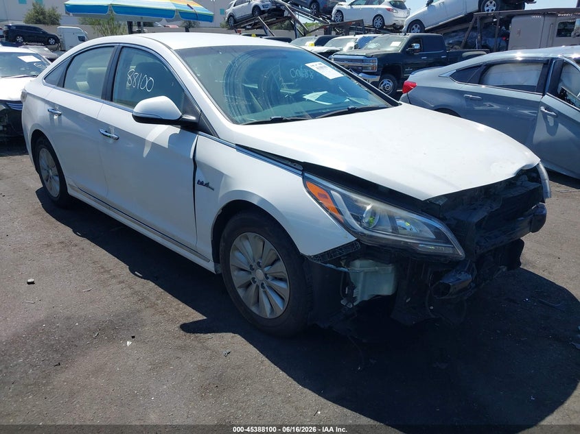 2016 Hyundai Sonata VIN KMHE24L17GA037767 IAAI salvage auction — FRONT END, Salvage Certificate (California), sold $800 on 2026-07-10 (photo 1)
