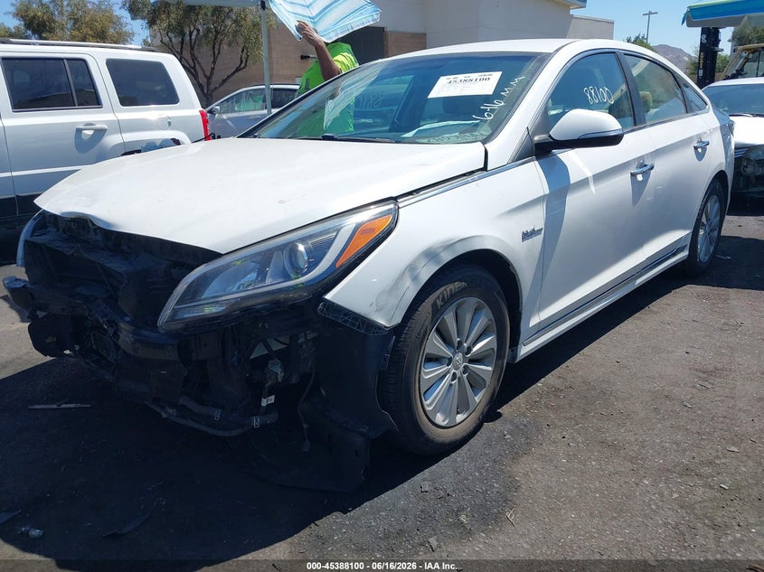 2016 Hyundai Sonata VIN KMHE24L17GA037767 IAAI salvage auction — FRONT END, Salvage Certificate (California), sold $800 on 2026-07-10 (photo 2)