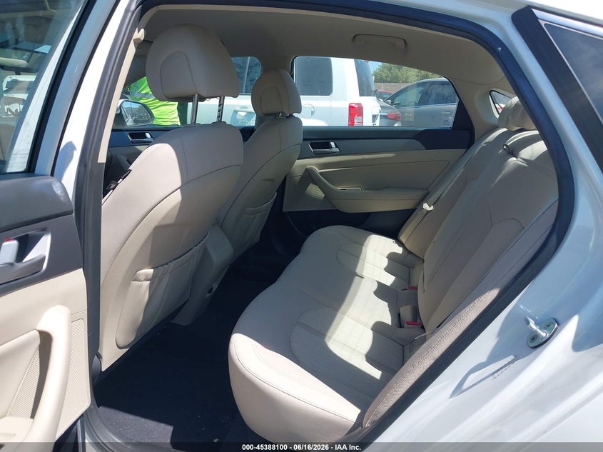 2016 Hyundai Sonata VIN KMHE24L17GA037767 IAAI salvage auction — FRONT END, Salvage Certificate (California), sold $800 on 2026-07-10 (photo 8)