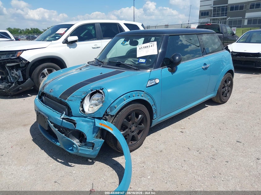 2009 Mini Cooper VIN WMWMF33579TW76575 IAAI salvage auction — FRONT END, Original (Texas), sold $1,000 on 2026-08-05 (photo 2)