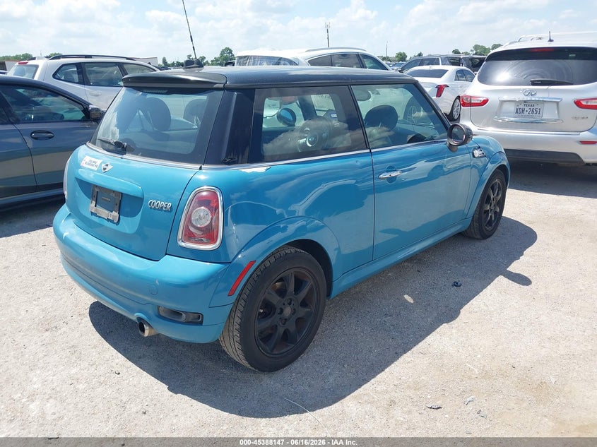 2009 Mini Cooper VIN WMWMF33579TW76575 IAAI salvage auction — FRONT END, Original (Texas), sold $1,000 on 2026-08-05 (photo 4)