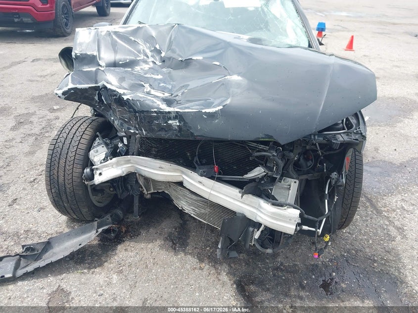 2012 Audi A4 VIN WAUEFAFL4CA113862 IAAI salvage auction — FRONT & REAR, Rebuildable (Florida), sold $200 on 2026-07-14 (photo 6)