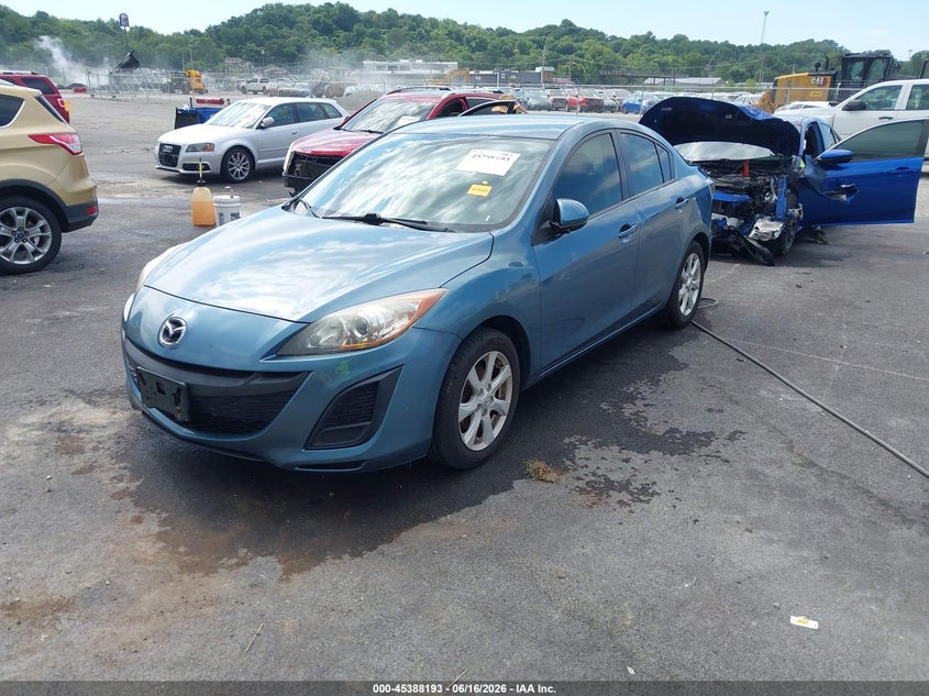 2011 Mazda 3 VIN JM1BL1VF1B1405400 IAAI salvage auction — RIGHT SIDE, Salvage (Missouri), sold $450 on 2026-07-21 (photo 2)