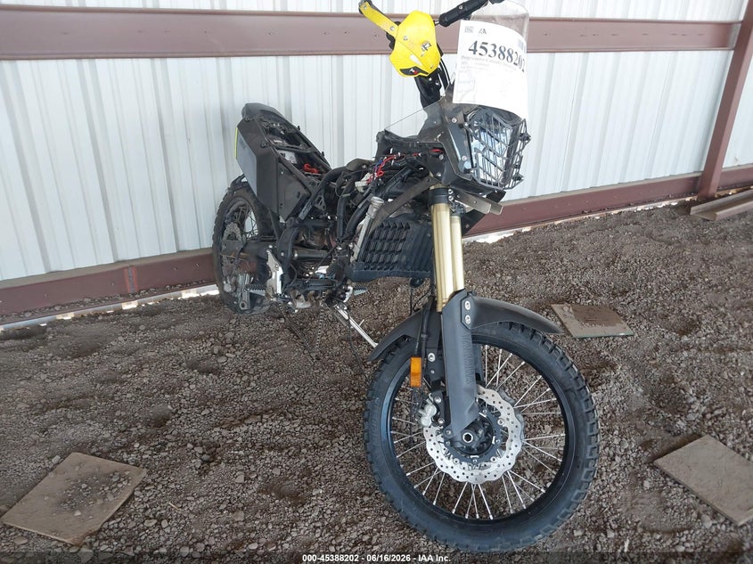 2021 Yamaha VIN JYADM10E1MA002827 IAAI salvage auction — UNKNOWN, Salvage (Arizona), sold $1,625 on 2026-07-07 (photo 1)