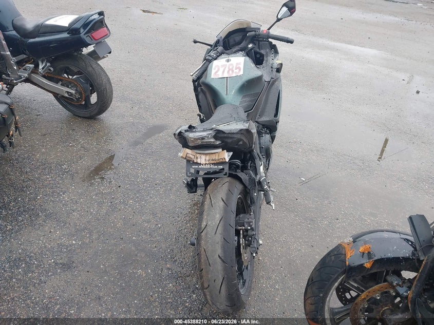2025 Kawasaki Ninja VIN ML5EXEP18SDAF6916 IAAI salvage auction — FRONT & REAR, Salvage Title, sold $25 on 2026-07-22 (photo 6)