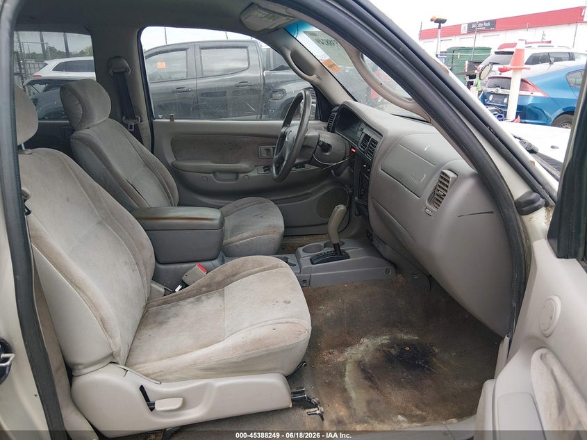 2004 Toyota Tacoma VIN 5TEGN92N04Z440478 IAAI salvage auction — NORMAL WEAR, Clear (Arkansas), sold $1,100 on 2026-07-29 (photo 5)