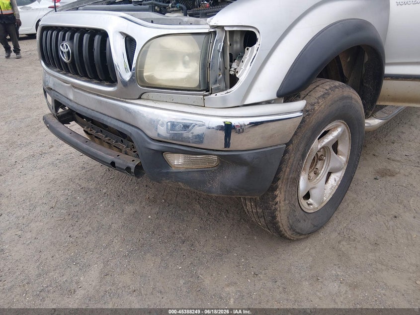 2004 Toyota Tacoma VIN 5TEGN92N04Z440478 IAAI salvage auction — NORMAL WEAR, Clear (Arkansas), sold $1,100 on 2026-07-29 (photo 6)