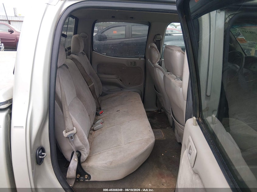 2004 Toyota Tacoma VIN 5TEGN92N04Z440478 IAAI salvage auction — NORMAL WEAR, Clear (Arkansas), sold $1,100 on 2026-07-29 (photo 8)