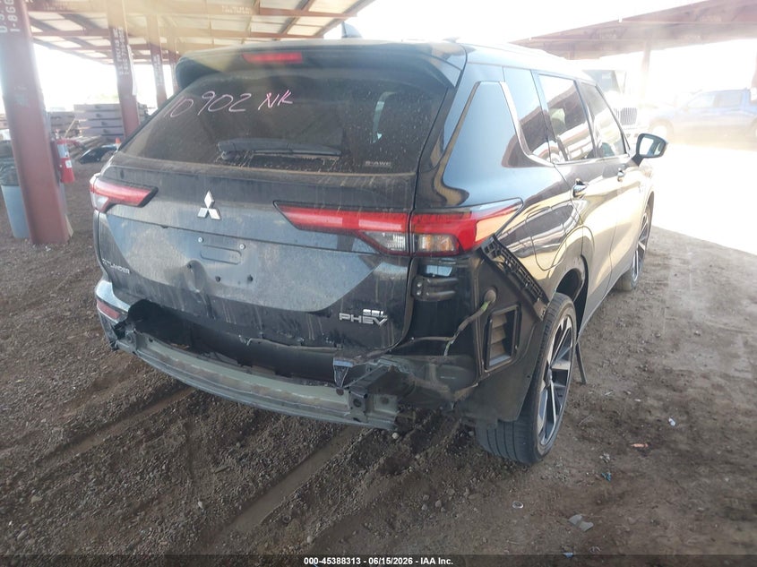 2024 Mitsubishi Outlander VIN JA4T5WA94RZ053026 IAAI salvage auction — NORMAL WEAR, Enterprise Vehicles Clear Only (California), sold $13,200 on 2026-07-07 (photo 4)