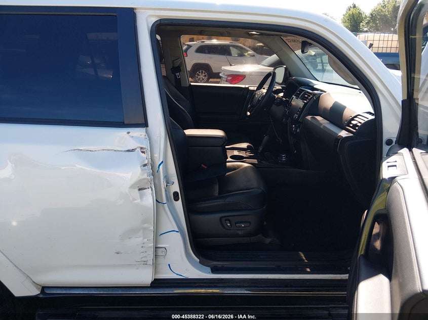 2021 Toyota 4runner VIN JTEJU5JR8M5954468 IAAI salvage auction — RIGHT SIDE, Salvage (Arkansas), sold $18,900 on 2026-07-29 (photo 5)