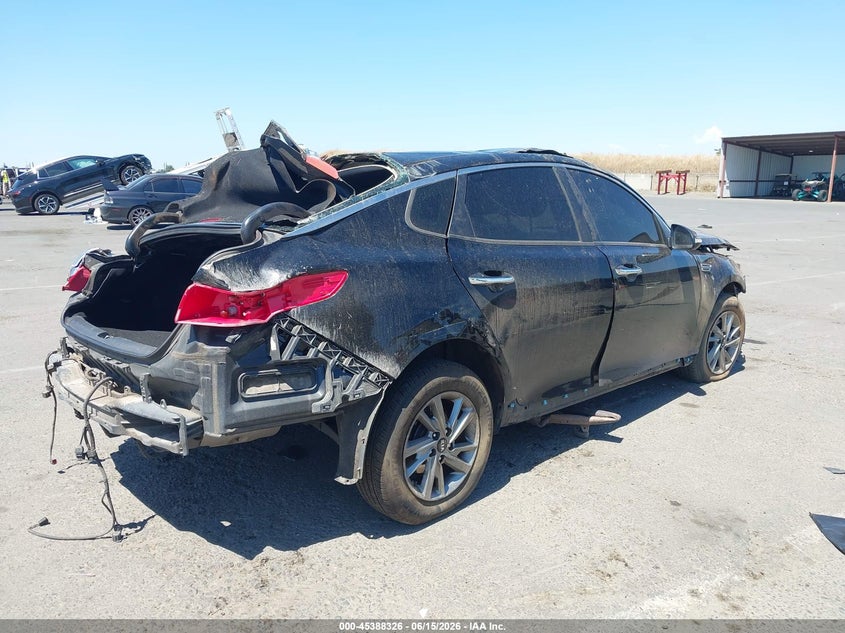 2019 Kia Optima VIN 5XXGT4L30KG324859 IAAI salvage auction — ROLLOVER, Salvage Title, sold $225 on 2026-07-22 (photo 4)