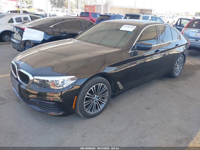 2019 BMW 5er VIN WBAJA9C55KB254868 IAAI salvage auction — REAR END, Salvage Title, sold $6,800 on 2026-08-01 (photo 2)
