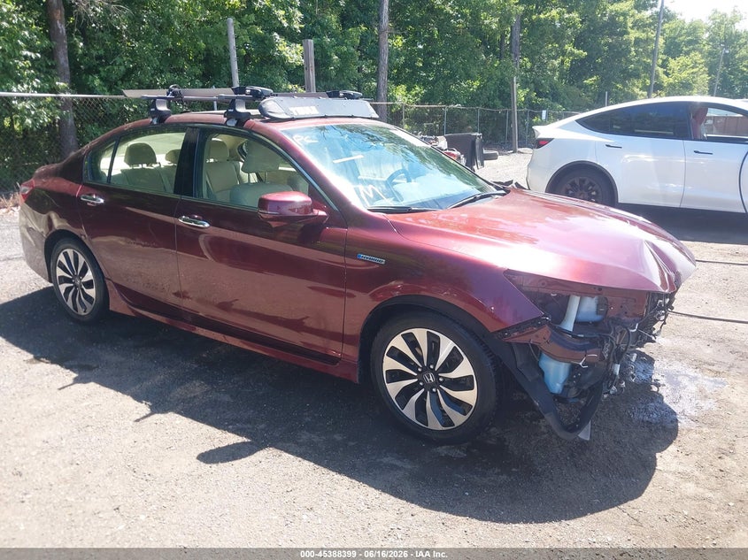 2017 Honda Accord VIN JHMCR6F73HC020634 IAAI salvage auction — FRONT END, Salvage - Greater Than 75% (Maryland), sold $3,650 on 2026-07-22 (photo 1)