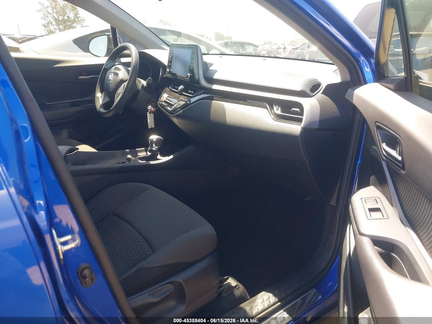2020 Toyota C-hr VIN JTNKHMBX2L1064134 IAAI salvage auction — FRONT END, Salvage Title, sold $4,900 on 2026-07-22 (photo 5)