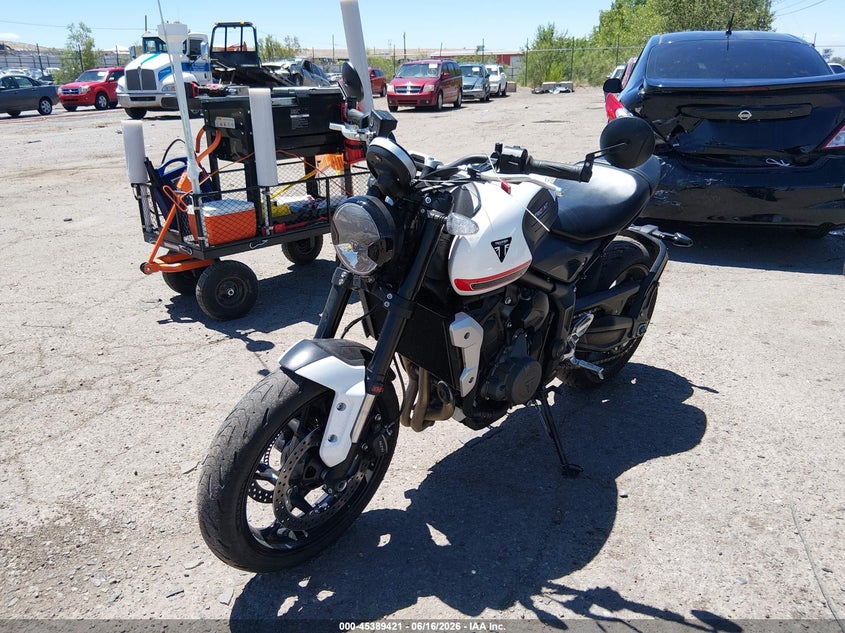 2022 Triumph motorcycle Trident 660 VIN SMTL10UL8NTAV7233 IAAI salvage auction — UNKNOWN, Salvage (New Mexico), sold $2,250 on 2026-07-14 (photo 1)