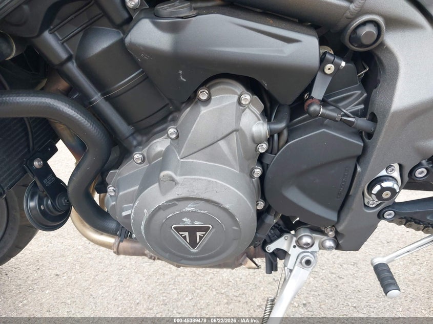 2020 Triumph motorcycle Street VIN SMTA554S6LTAA2921 IAAI salvage auction — SIDE, Salvage (Georgia), sold $1,450 on 2026-07-29 (photo 9)